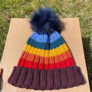 rainbow beanie (Garage)
